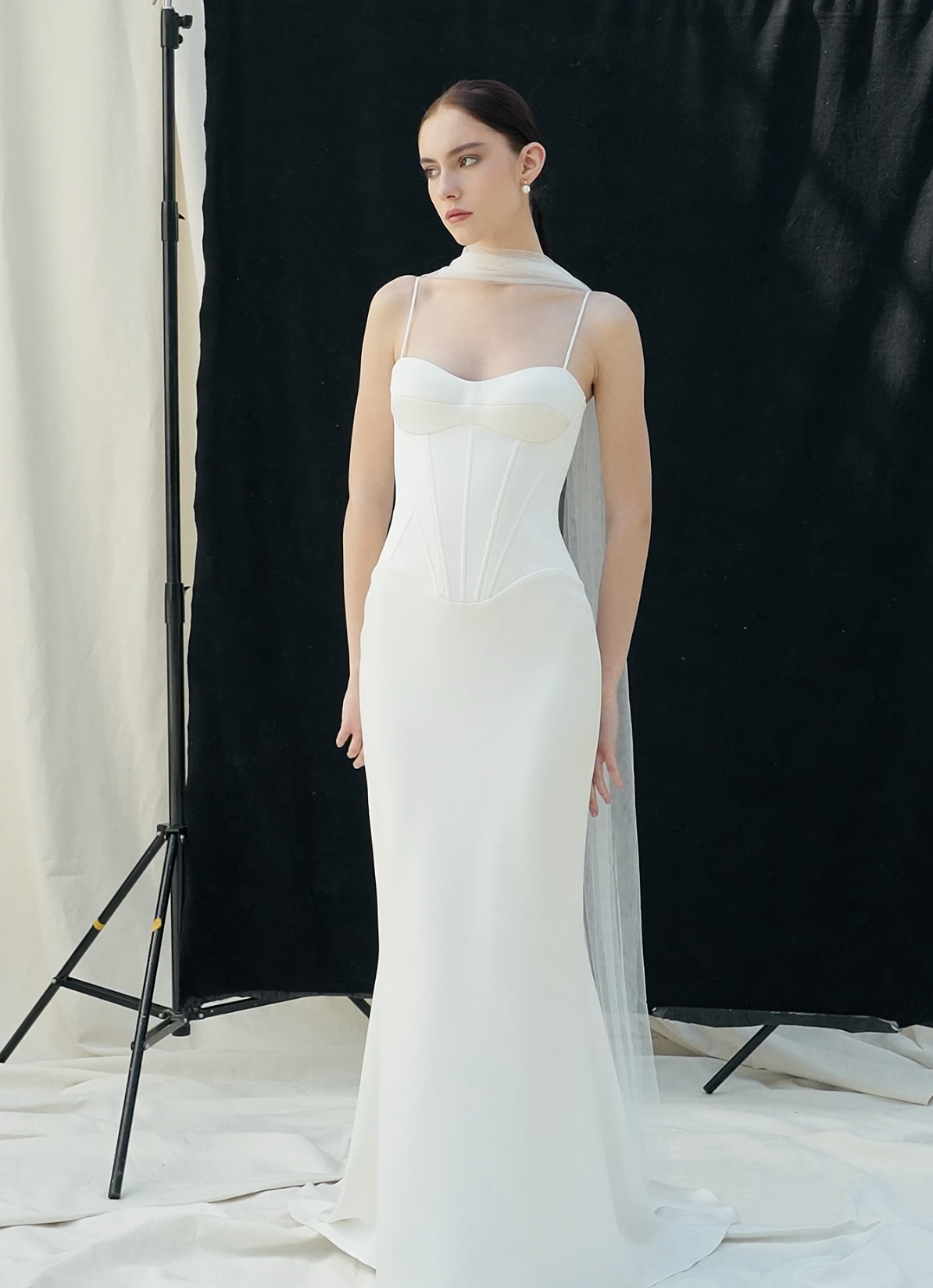 Summer Divine Atelier #2 autoplay loop thumbnail