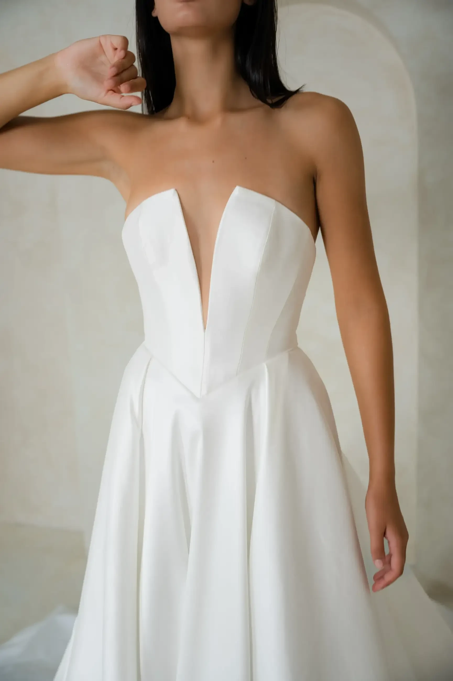 Fall in Love: Top Bridal Trends for Autumn 2025 Weddings Image