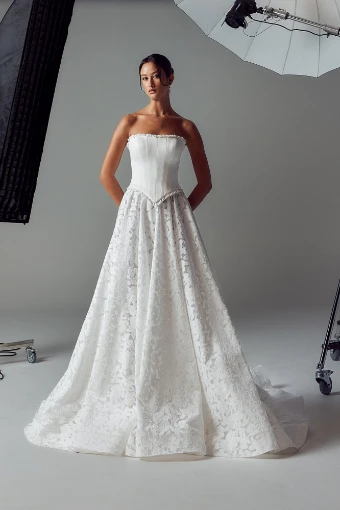 Susie Bodice Evie Young #3 thumbnail