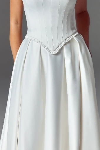 Tiffany Skirt Evie Young #1 thumbnail