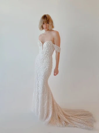 Bella Colby John #0 default thumbnail