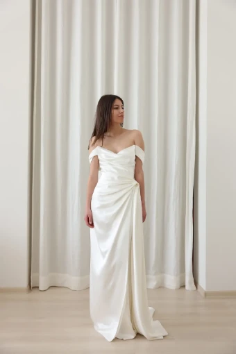 Danielle Divine Atelier #2 thumbnail